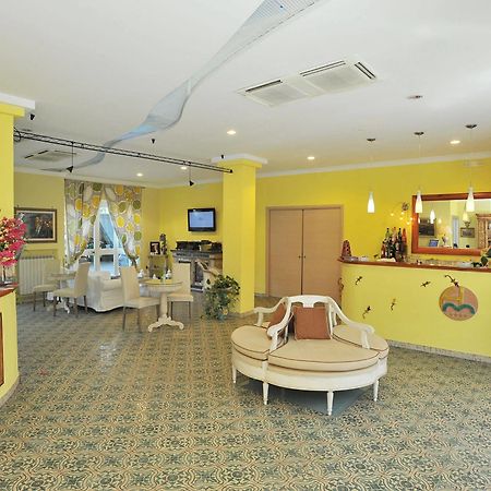 Hotel Miramare مايوري المظهر الخارجي الصورة